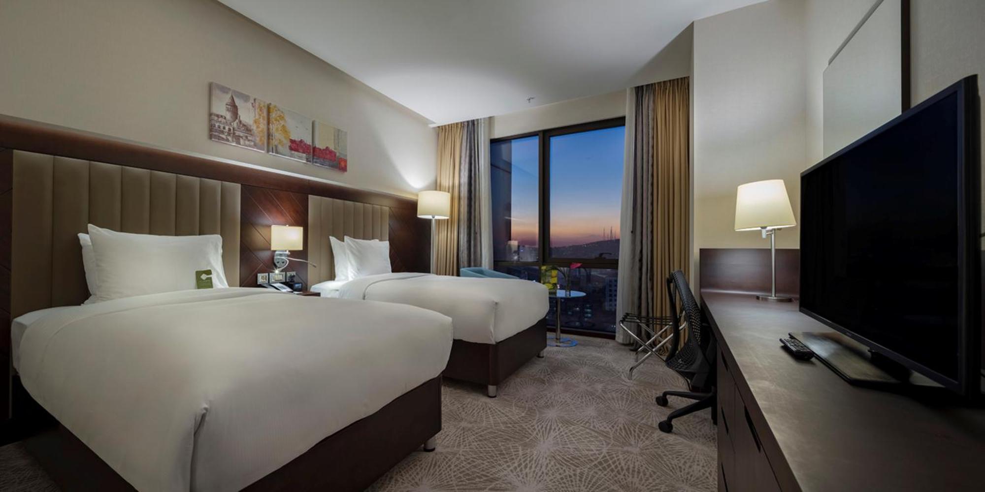 Hotel Doubletree By Hilton Istanbul Umraniye Extérieur photo