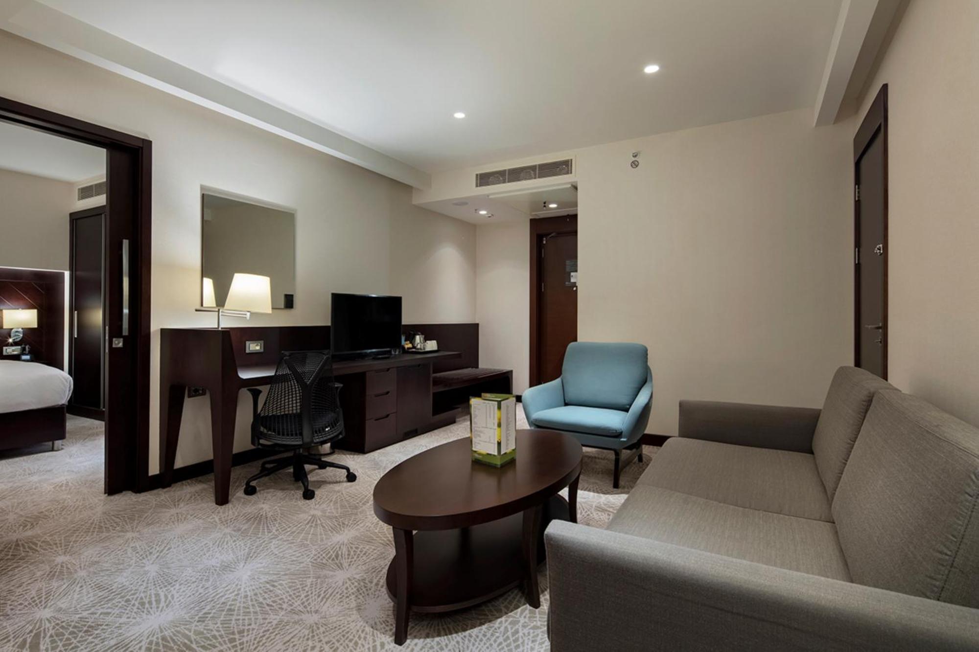Hotel Doubletree By Hilton Istanbul Umraniye Chambre photo