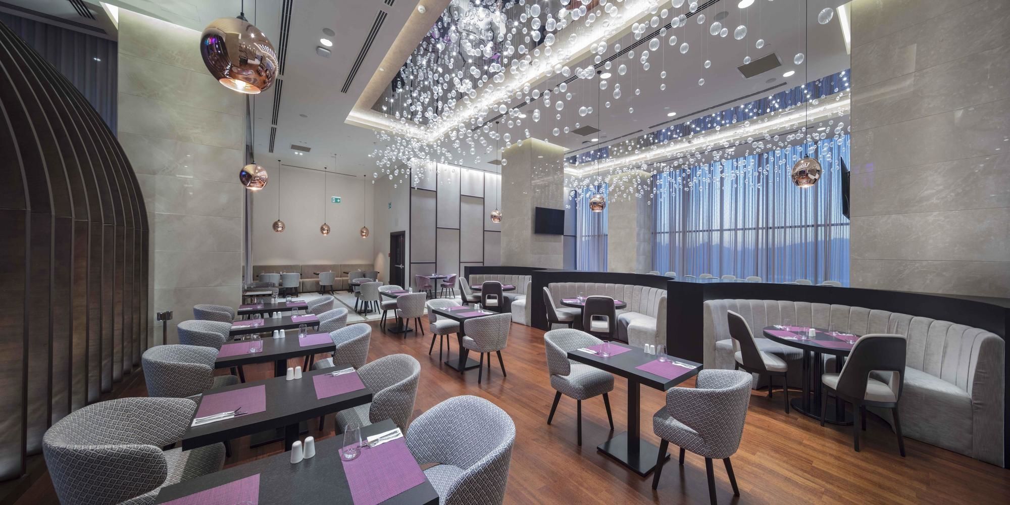 Hotel Doubletree By Hilton Istanbul Umraniye Extérieur photo The restaurant