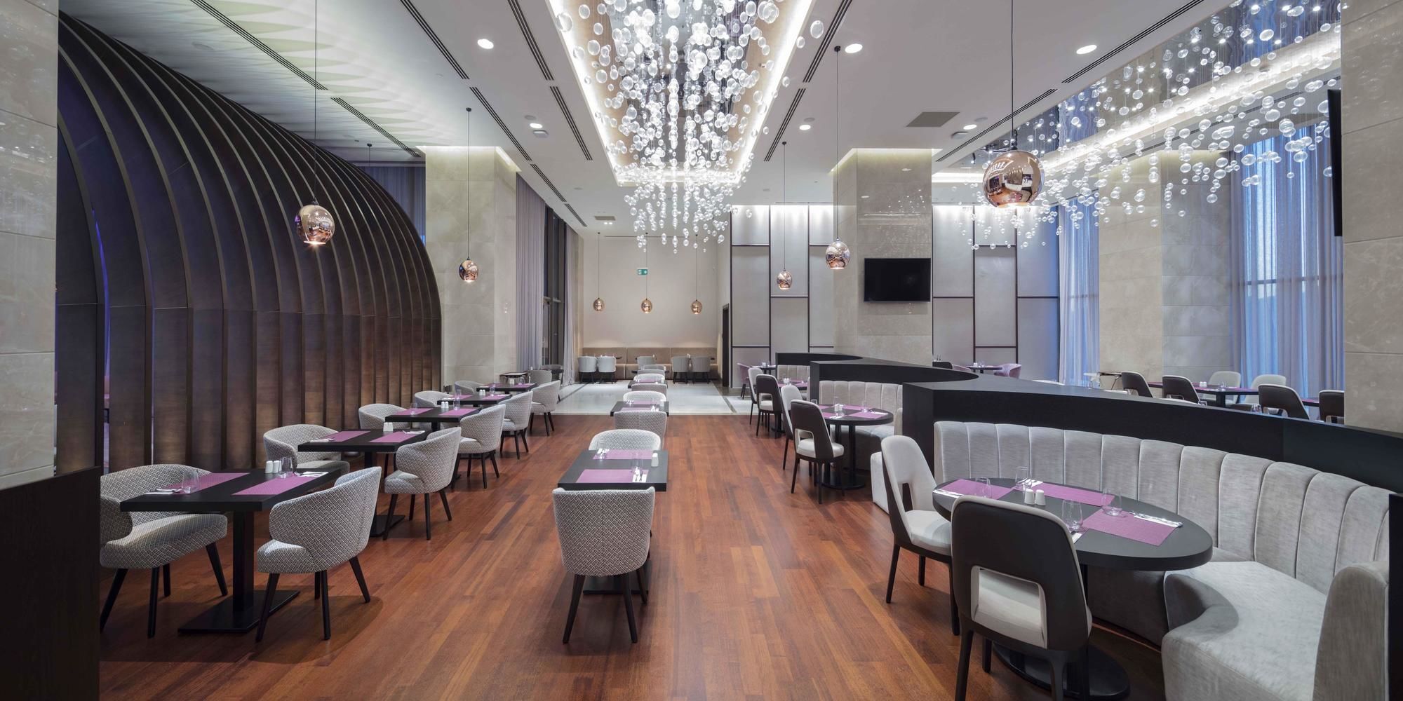 Hotel Doubletree By Hilton Istanbul Umraniye Extérieur photo The interior of the lounge